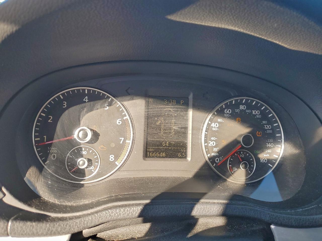 2012 VOLKSWAGEN PASSAT SE photo 9
