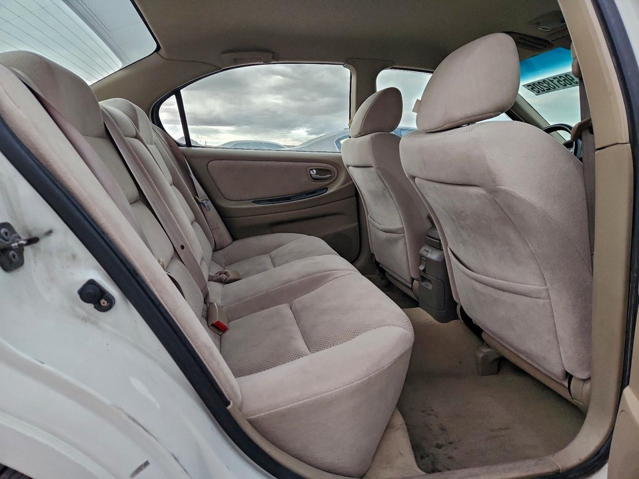 2003 NISSAN MAXIMA GLE photo 10