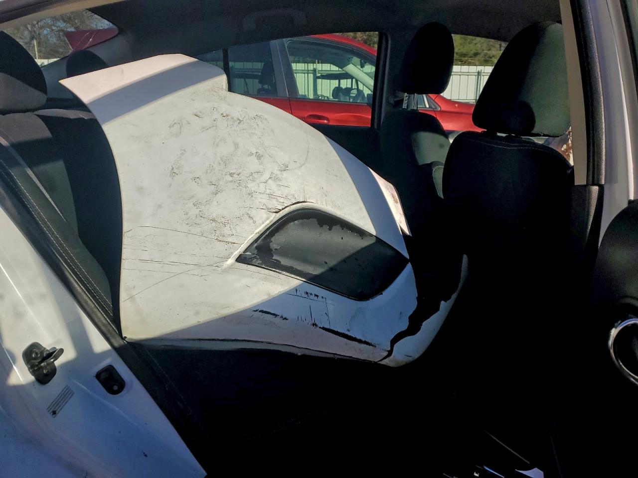 2018 NISSAN VERSA S photo 28