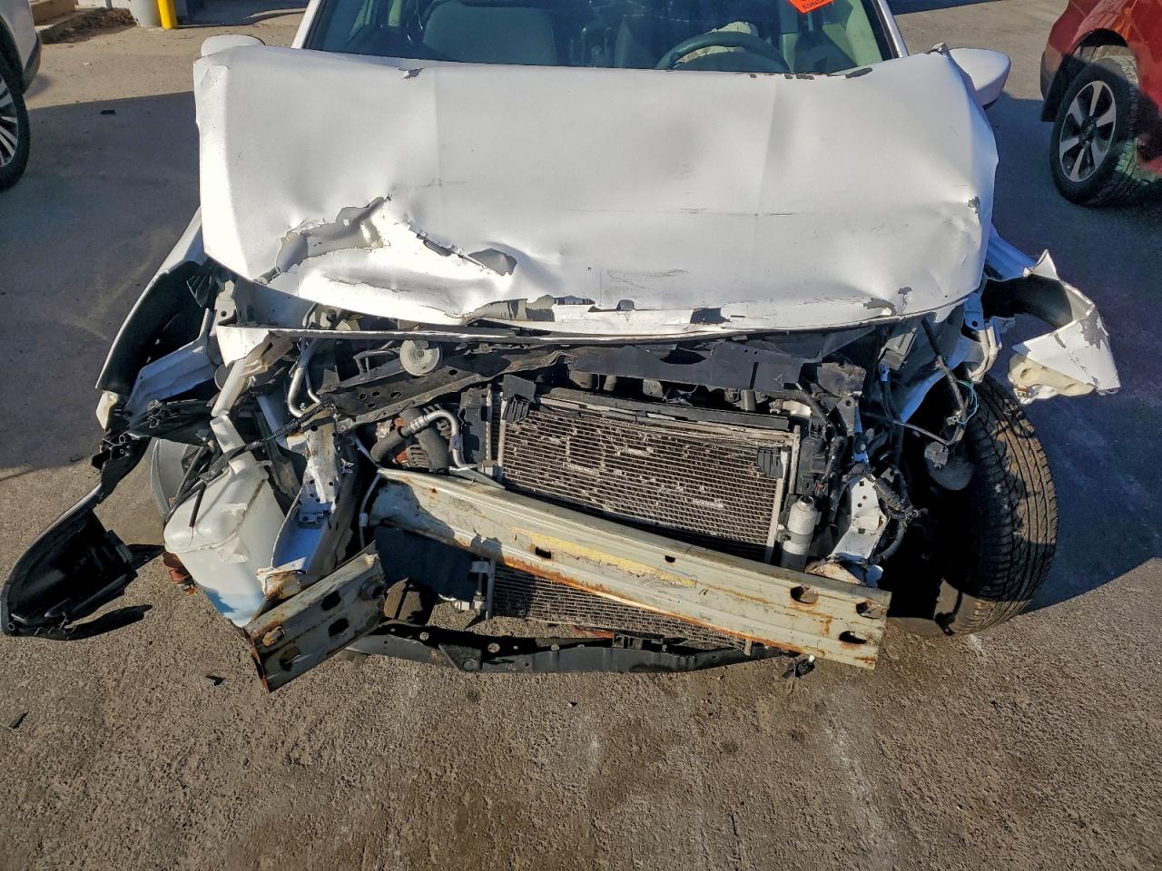 2018 NISSAN VERSA S photo 31