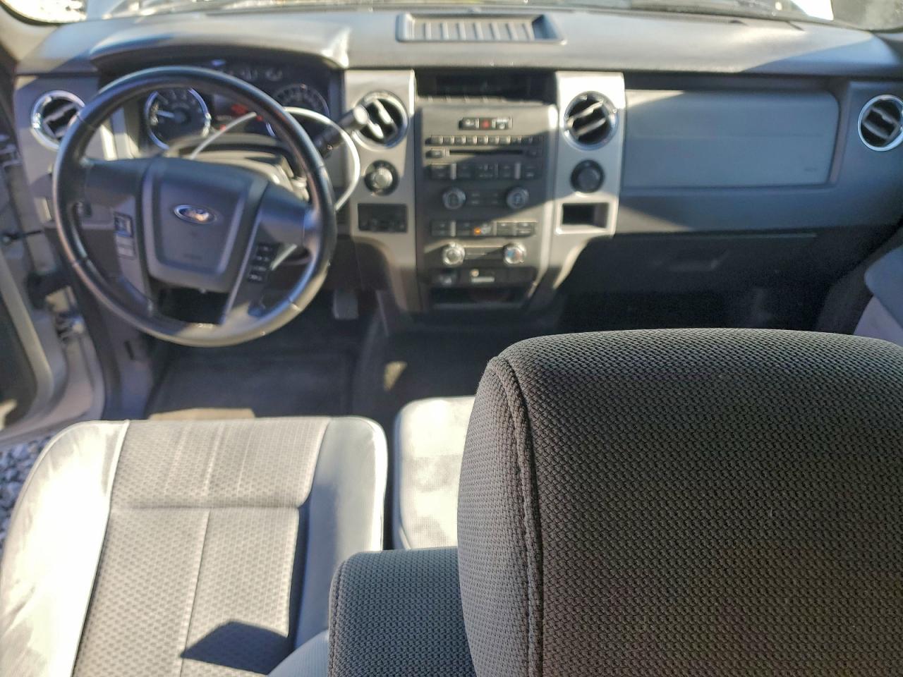 2011 FORD F150 SUPERCREW photo 8