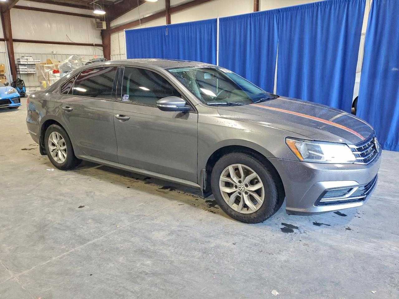 2018 VOLKSWAGEN PASSAT S photo 7
