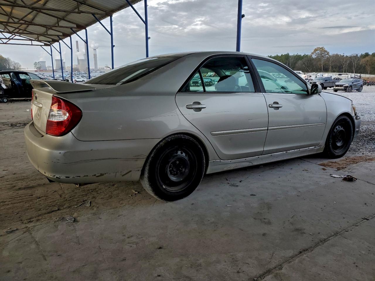 2004 TOYOTA CAMRY LE photo 7