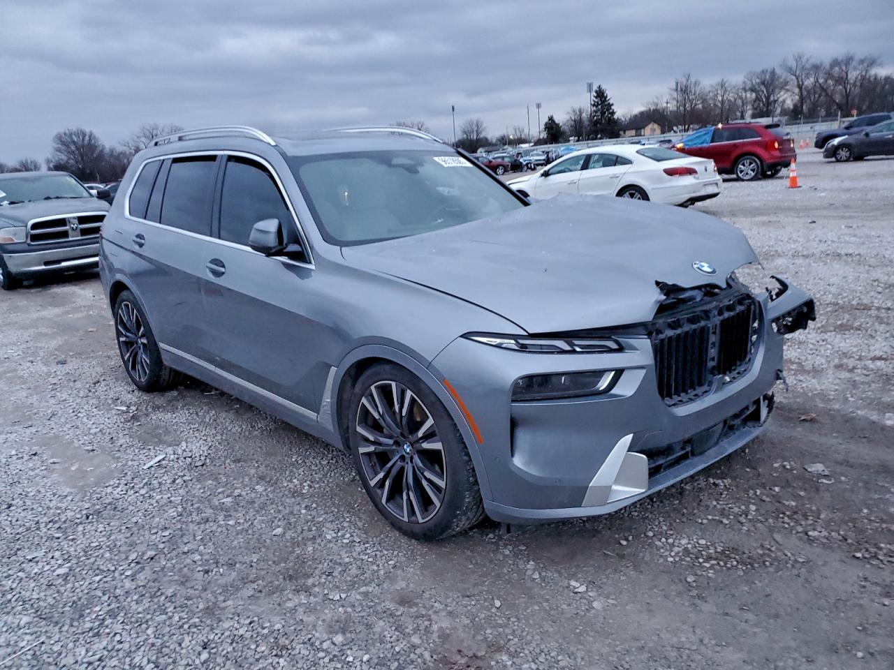 2023 BMW X7 XDRIVE40I photo 4