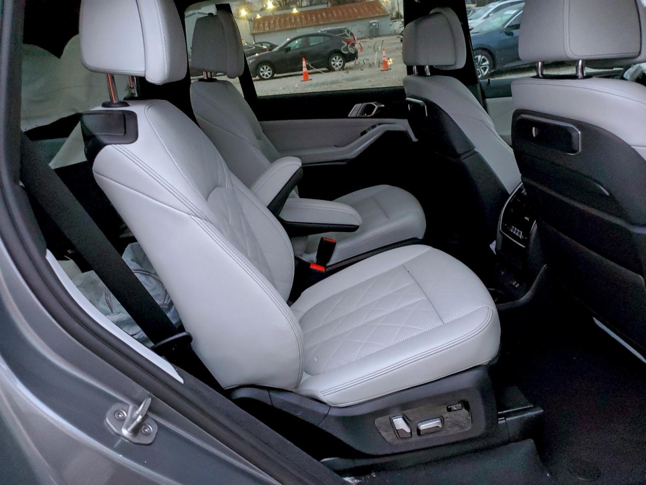 2023 BMW X7 XDRIVE40I photo 11
