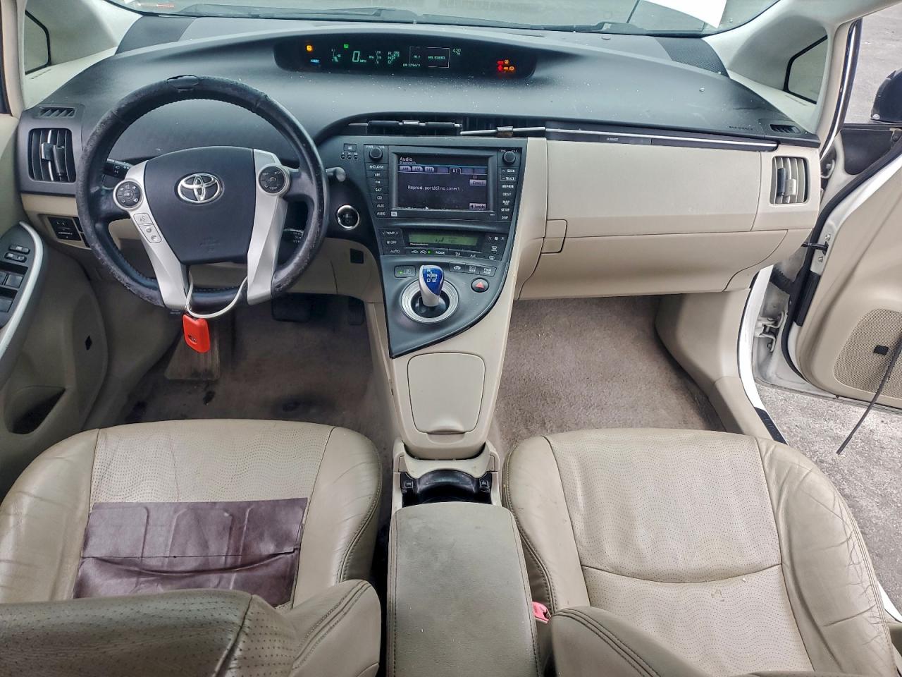 2010 TOYOTA PRIUS photo 22