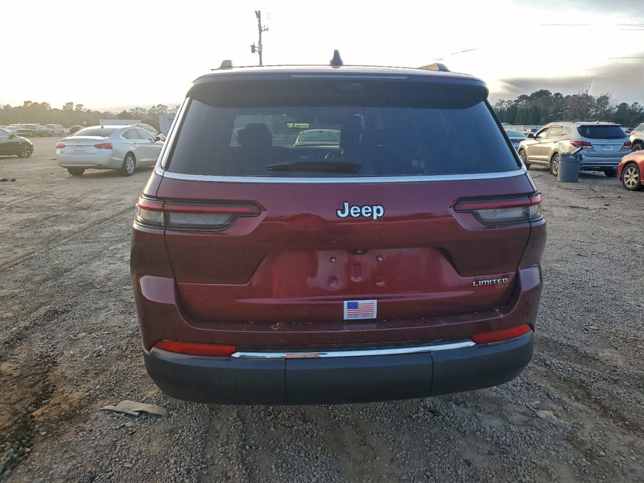 2023 JEEP GRAND CHEROKEE L LIMITED photo 6