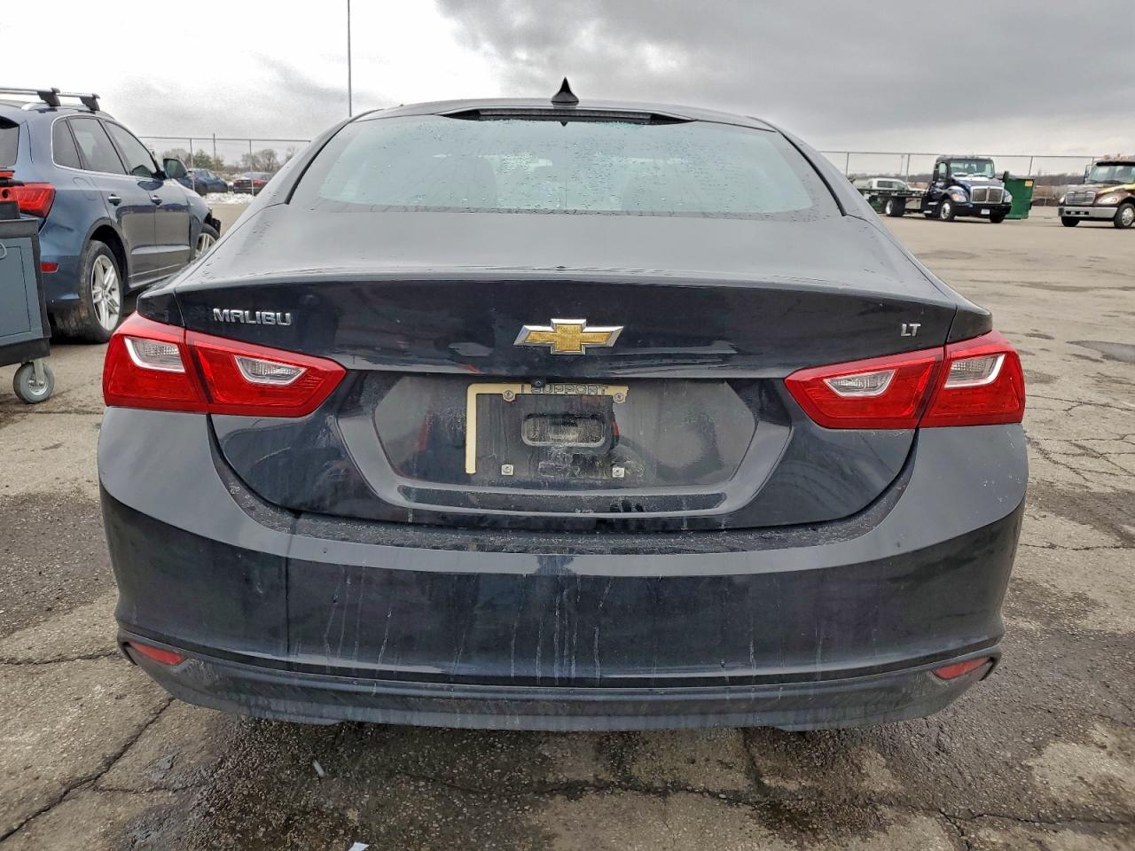 2023 CHEVROLET MALIBU LT photo 6