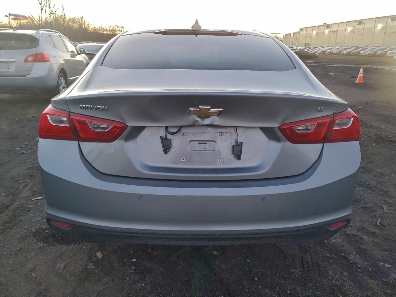 2024 CHEVROLET MALIBU LT photo 6
