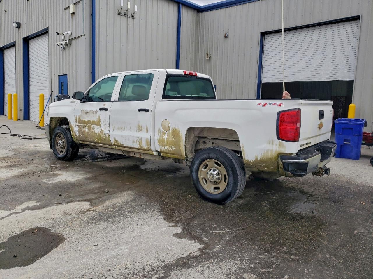 2017 CHEVROLET SILVERADO K2500 HEAVY DUTY photo 2