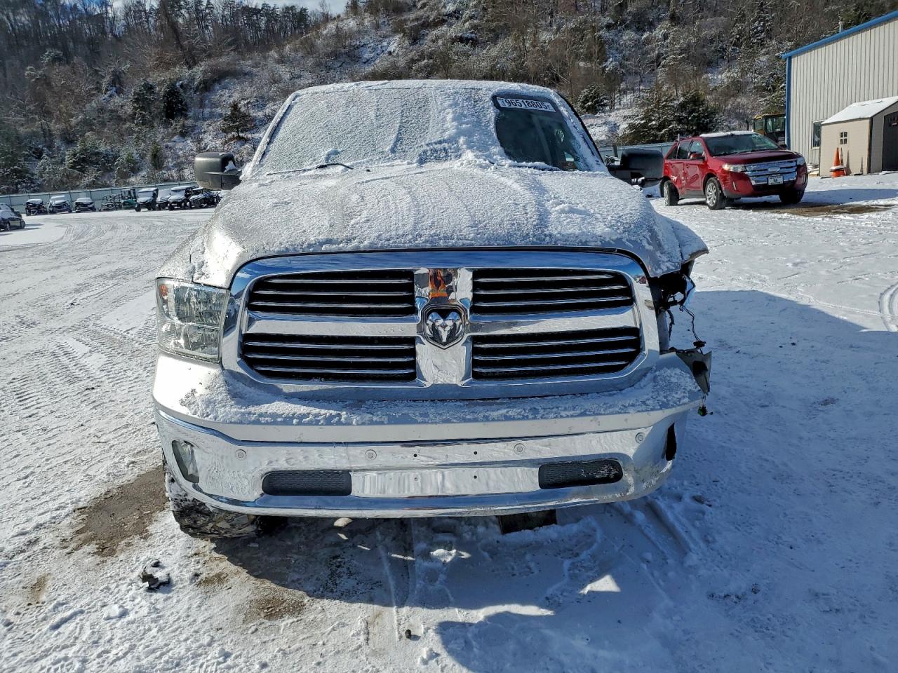 2016 RAM 1500 SLT photo 5