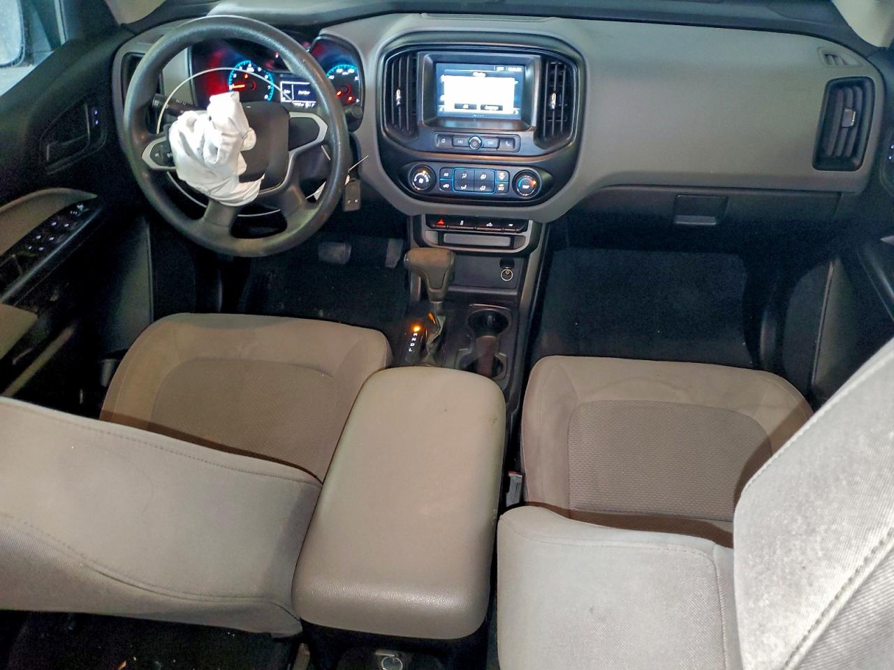 2018 CHEVROLET COLORADO photo 8