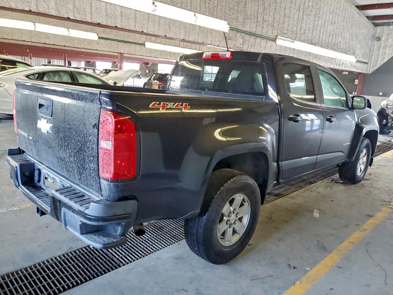2018 CHEVROLET COLORADO photo 3