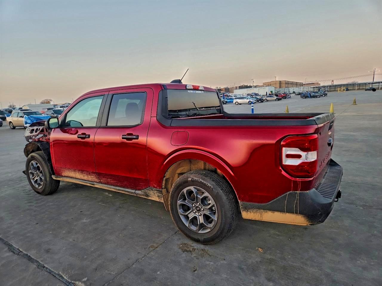 2025 FORD MAVERICK XLT photo 4