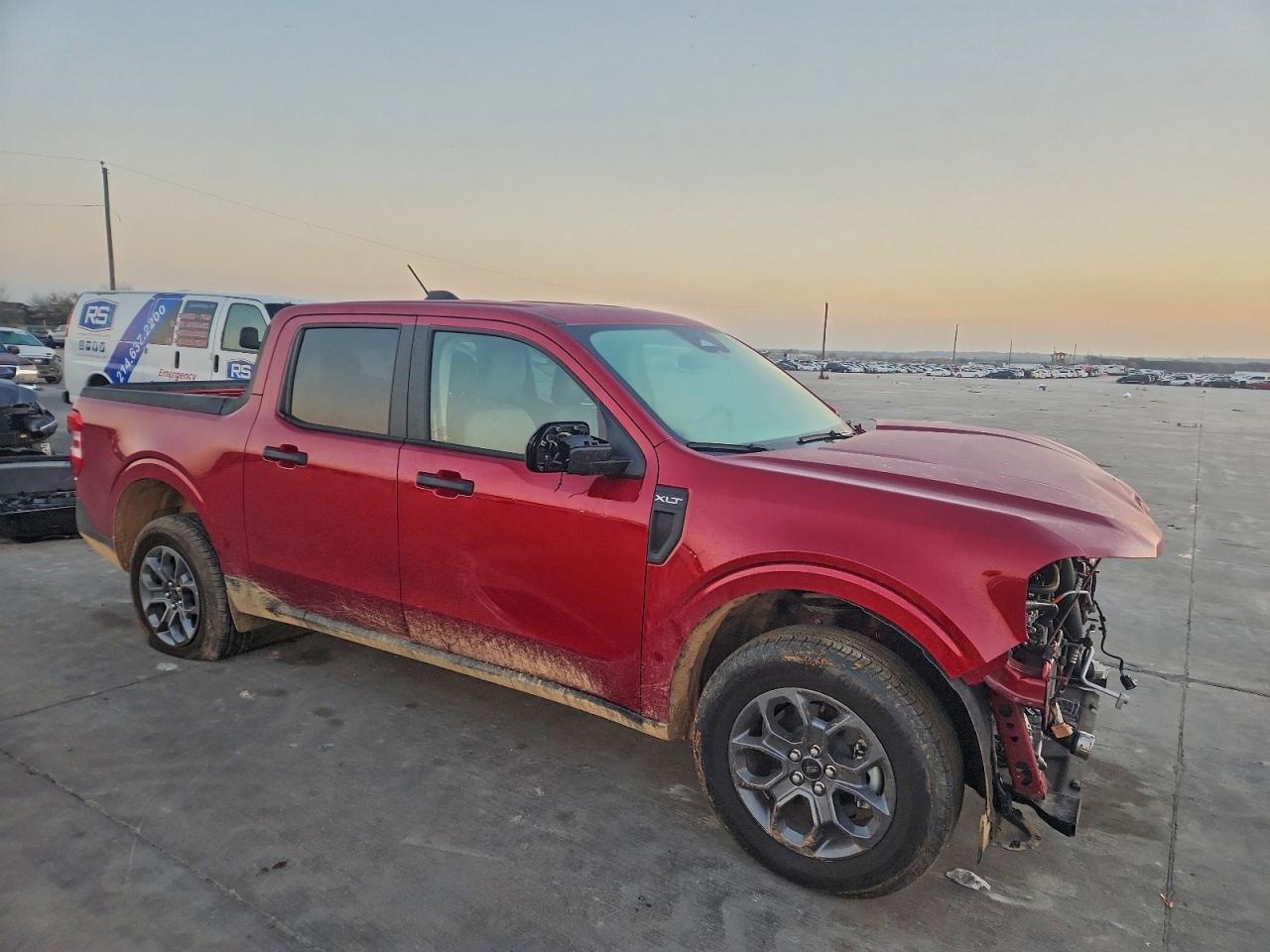 2025 FORD MAVERICK XLT photo 10