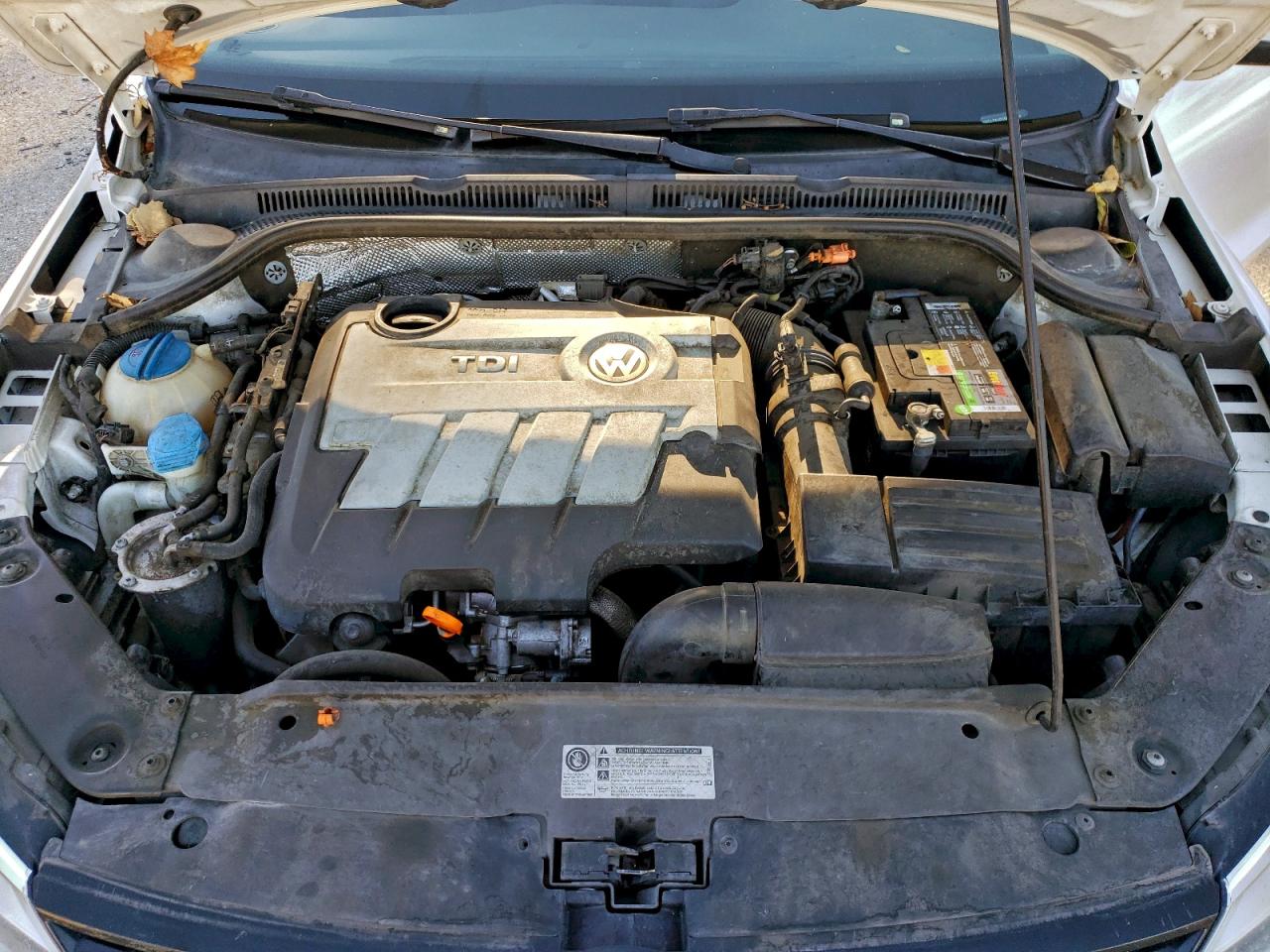 2012 VOLKSWAGEN JETTA TDI photo 31