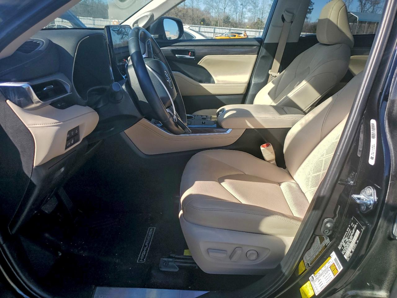 2023 TOYOTA HIGHLANDER HYBRID LIMITED photo 7