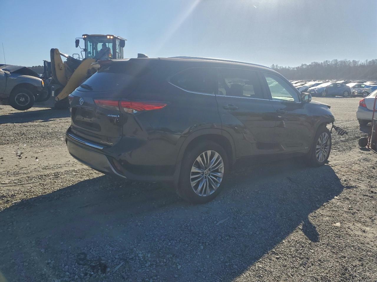 2023 TOYOTA HIGHLANDER HYBRID LIMITED photo 3