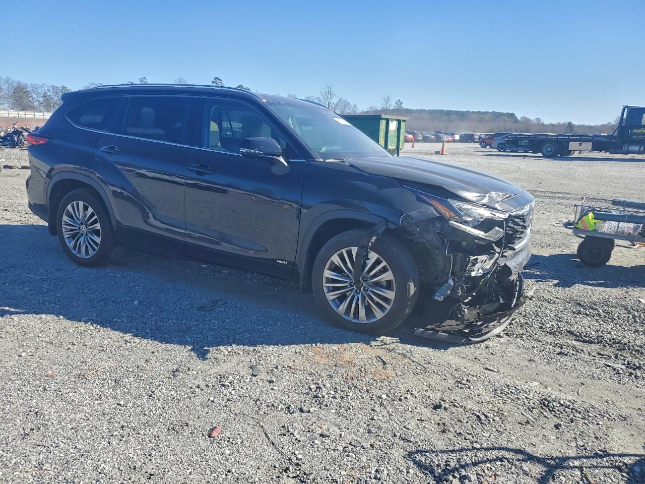 2023 TOYOTA HIGHLANDER HYBRID LIMITED photo 4