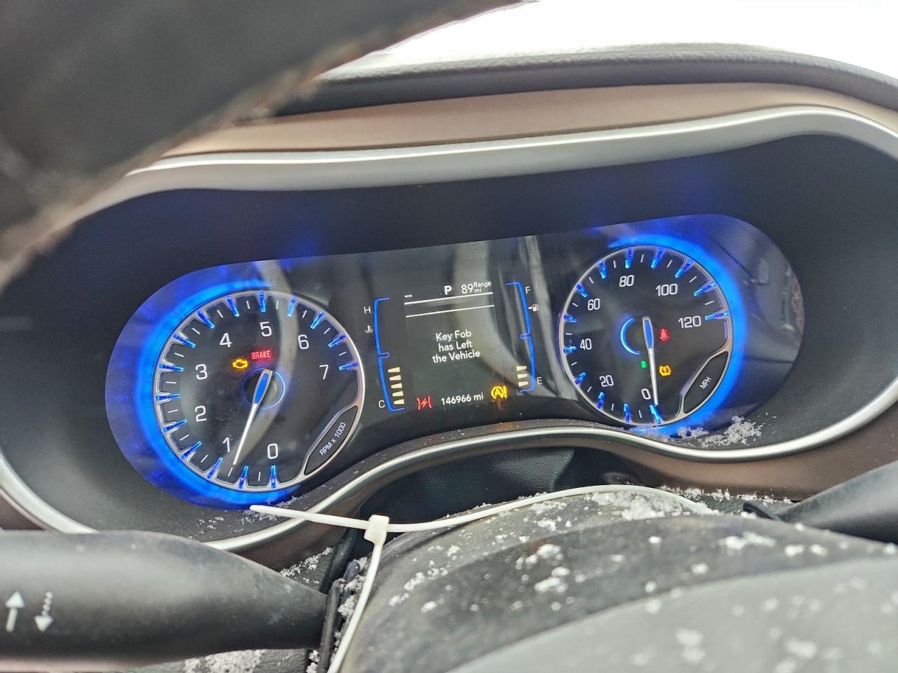 2019 CHRYSLER PACIFICA TOURING L photo 17