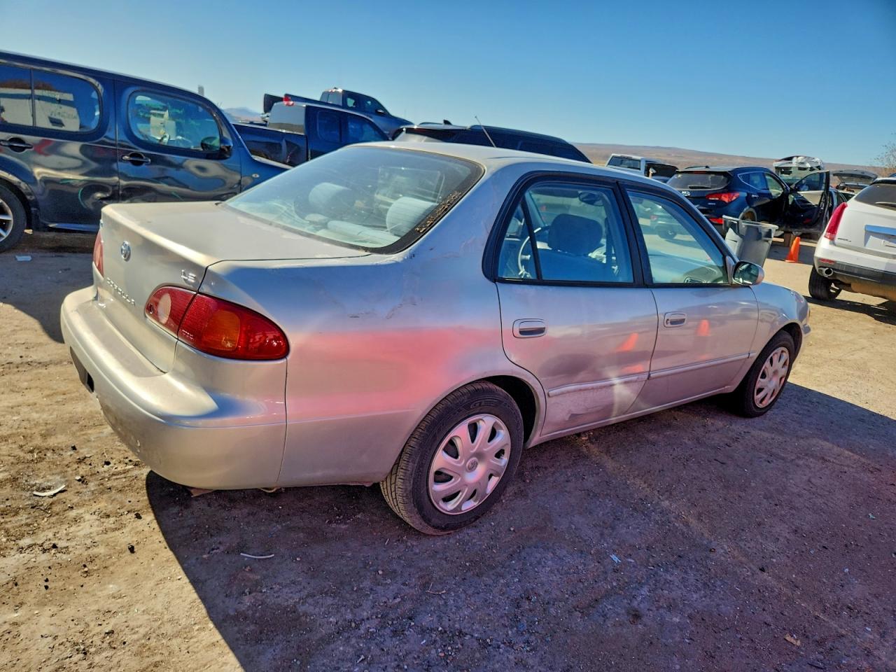 2001 TOYOTA COROLLA CE photo 3
