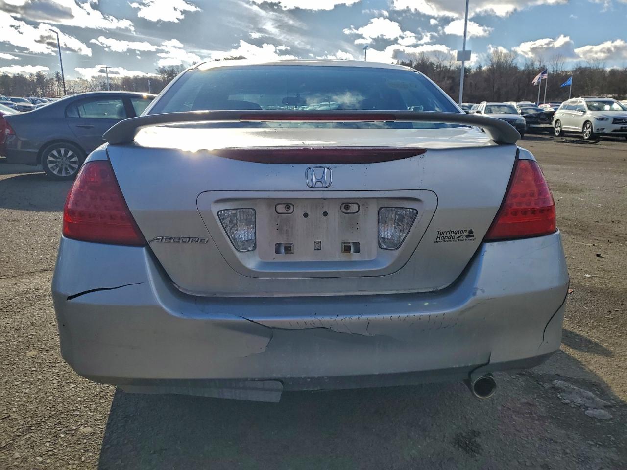 2006 HONDA ACCORD LX photo 11