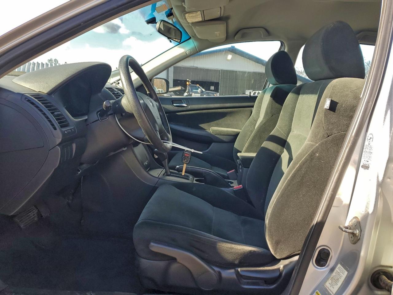 2006 HONDA ACCORD LX photo 13