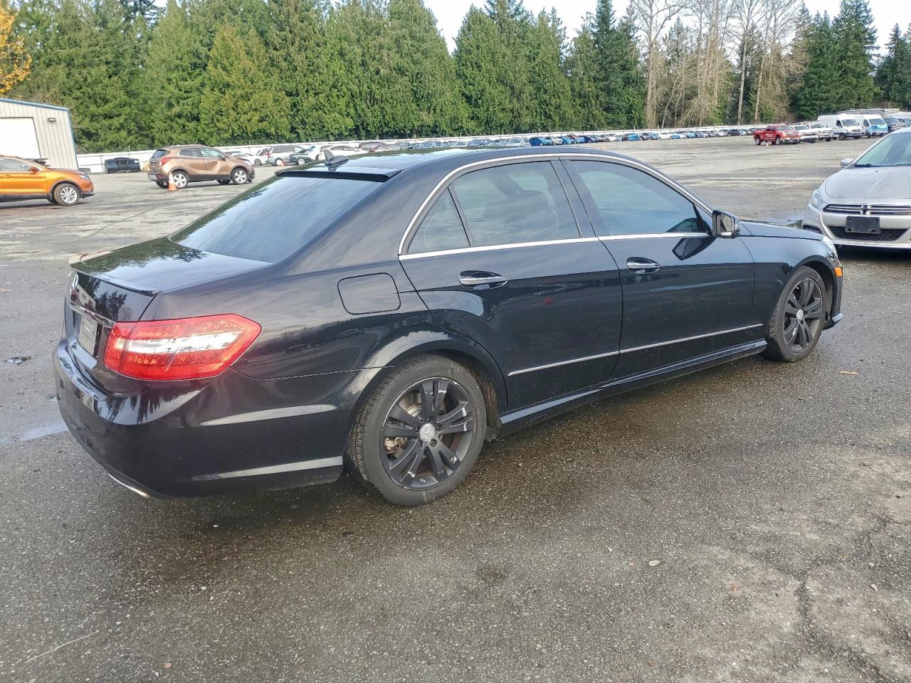 2011 MERCEDES-BENZ E 350 photo 3