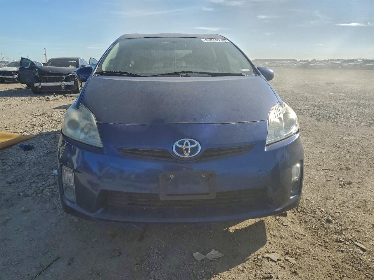 2011 TOYOTA PRIUS photo 13