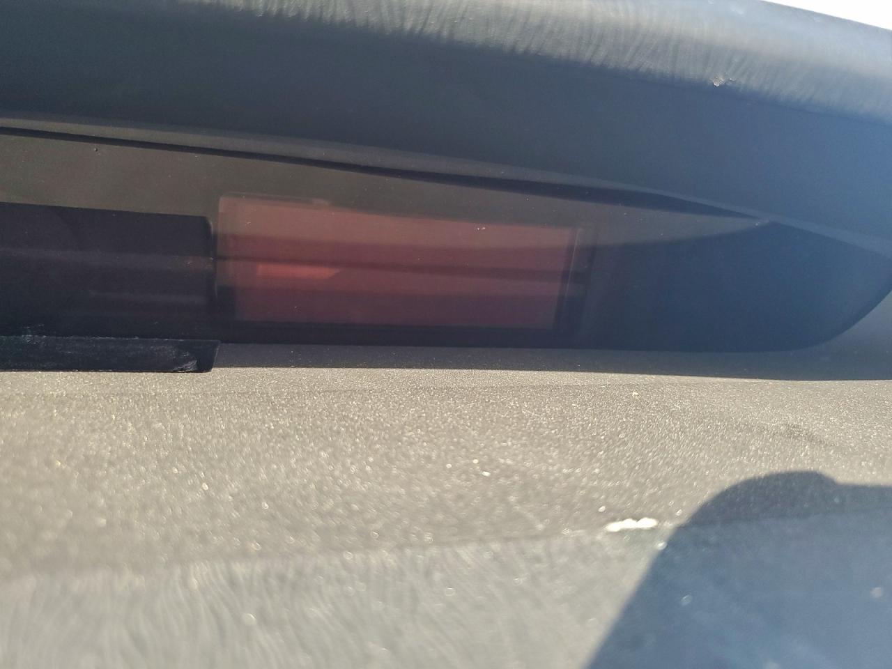2011 TOYOTA PRIUS photo 25