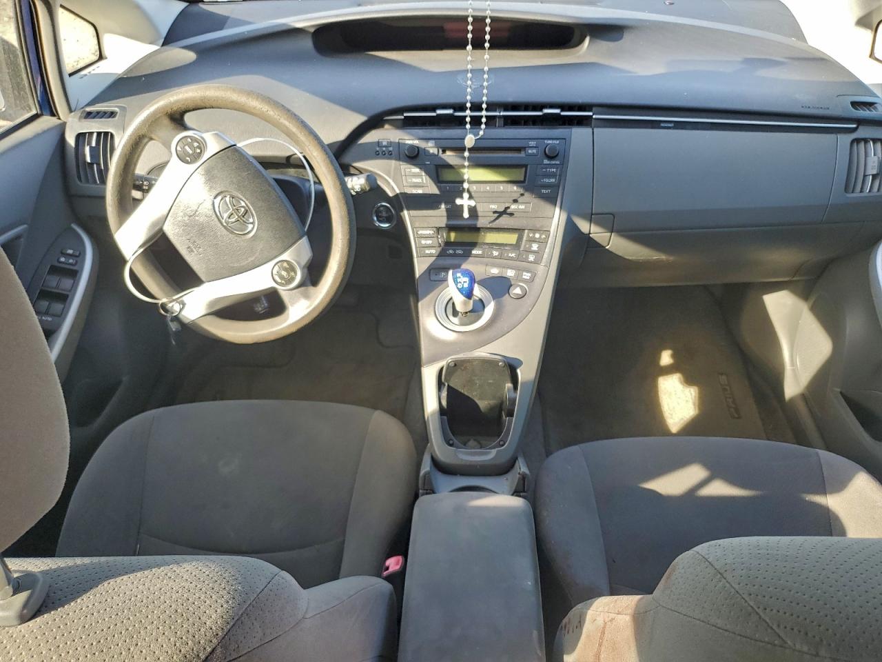 2011 TOYOTA PRIUS photo 22