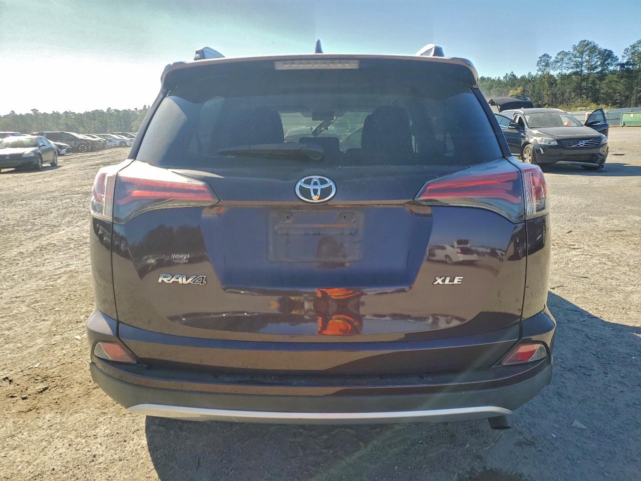 2016 TOYOTA RAV4 XLE photo 6