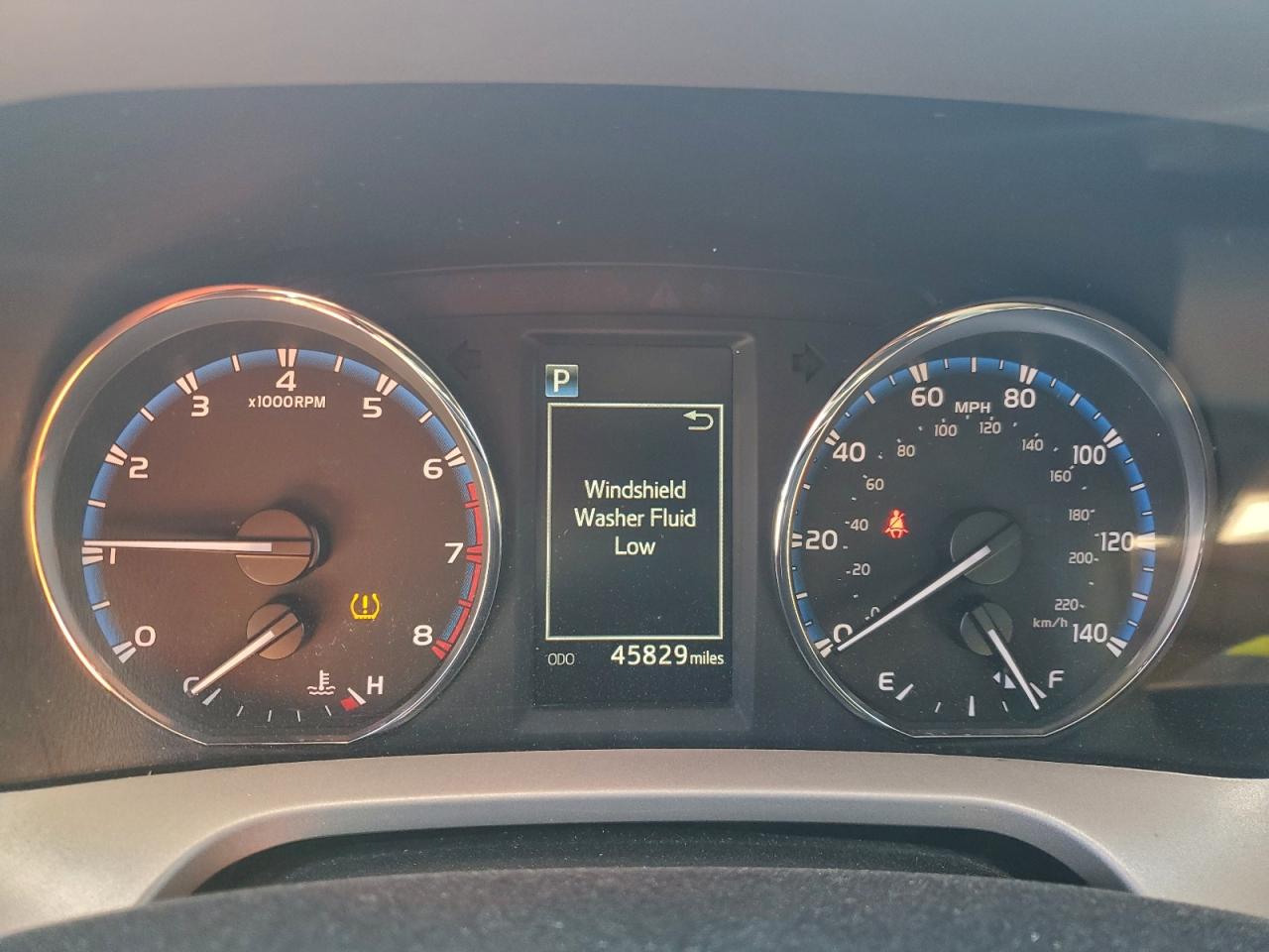 2016 TOYOTA RAV4 XLE photo 9