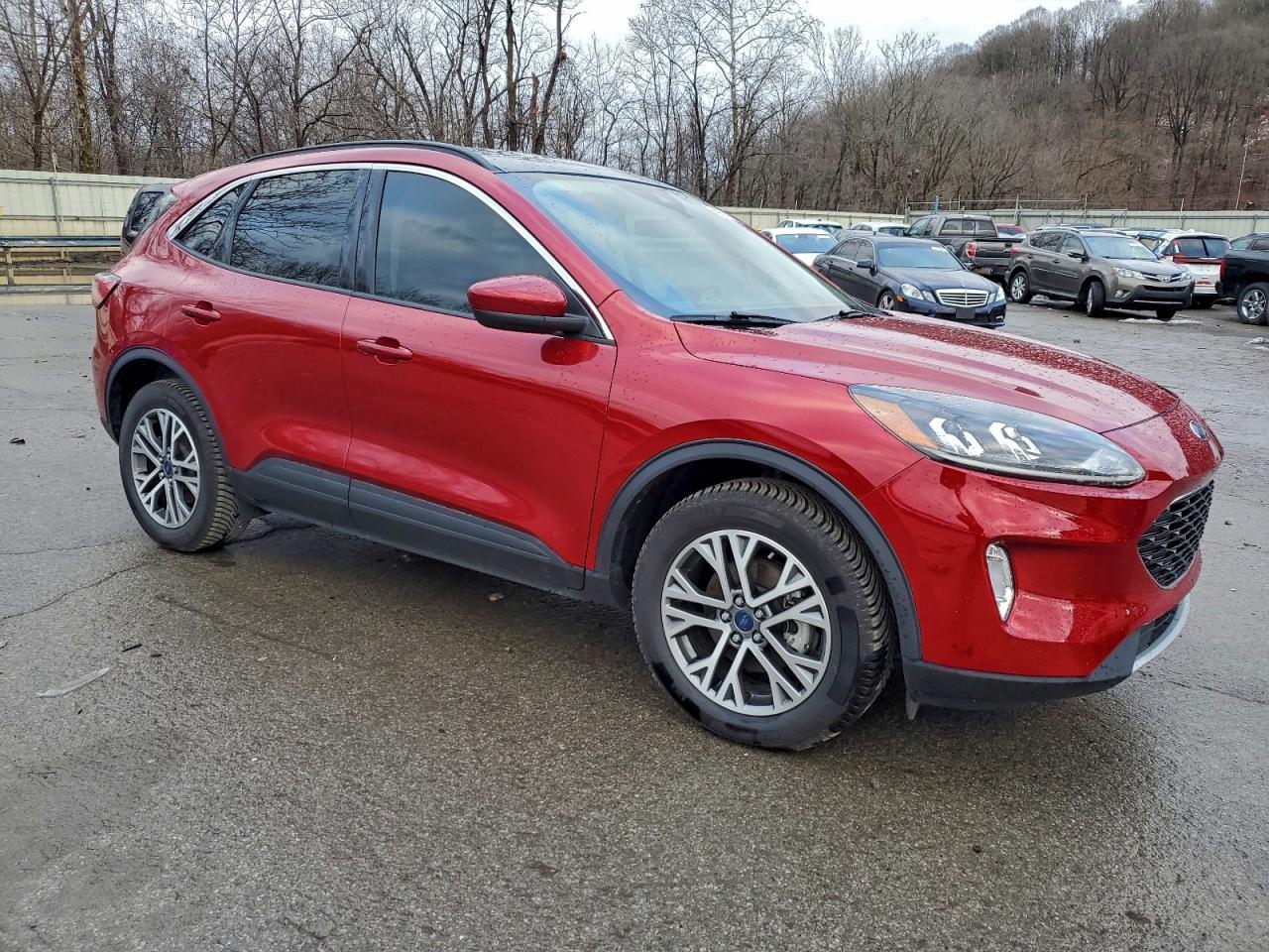 2022 FORD ESCAPE SEL photo 4