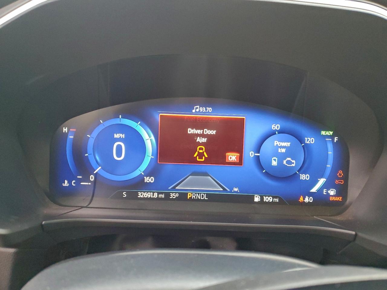 2022 FORD ESCAPE SEL photo 9