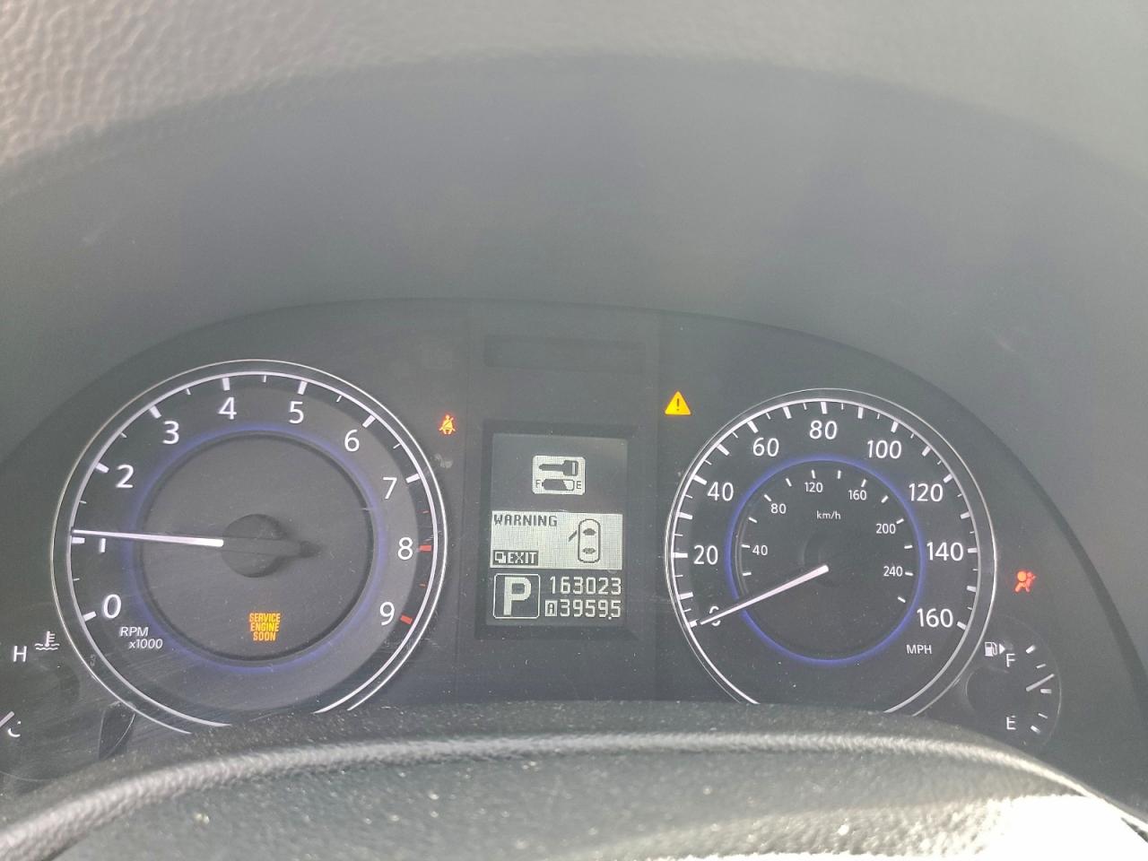 2011 INFINITI G37 BASE photo 17