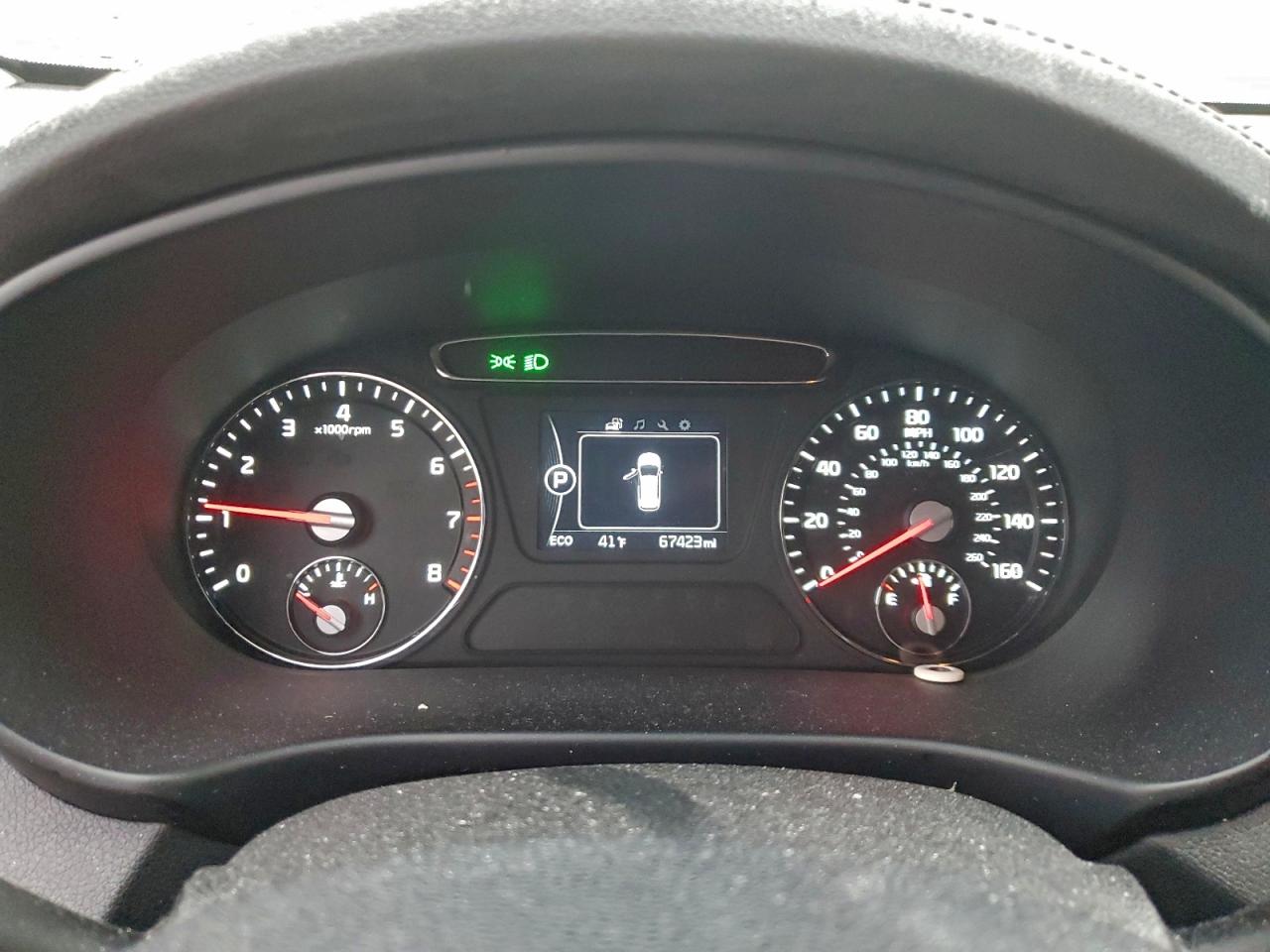 2016 KIA SORENTO LX photo 9
