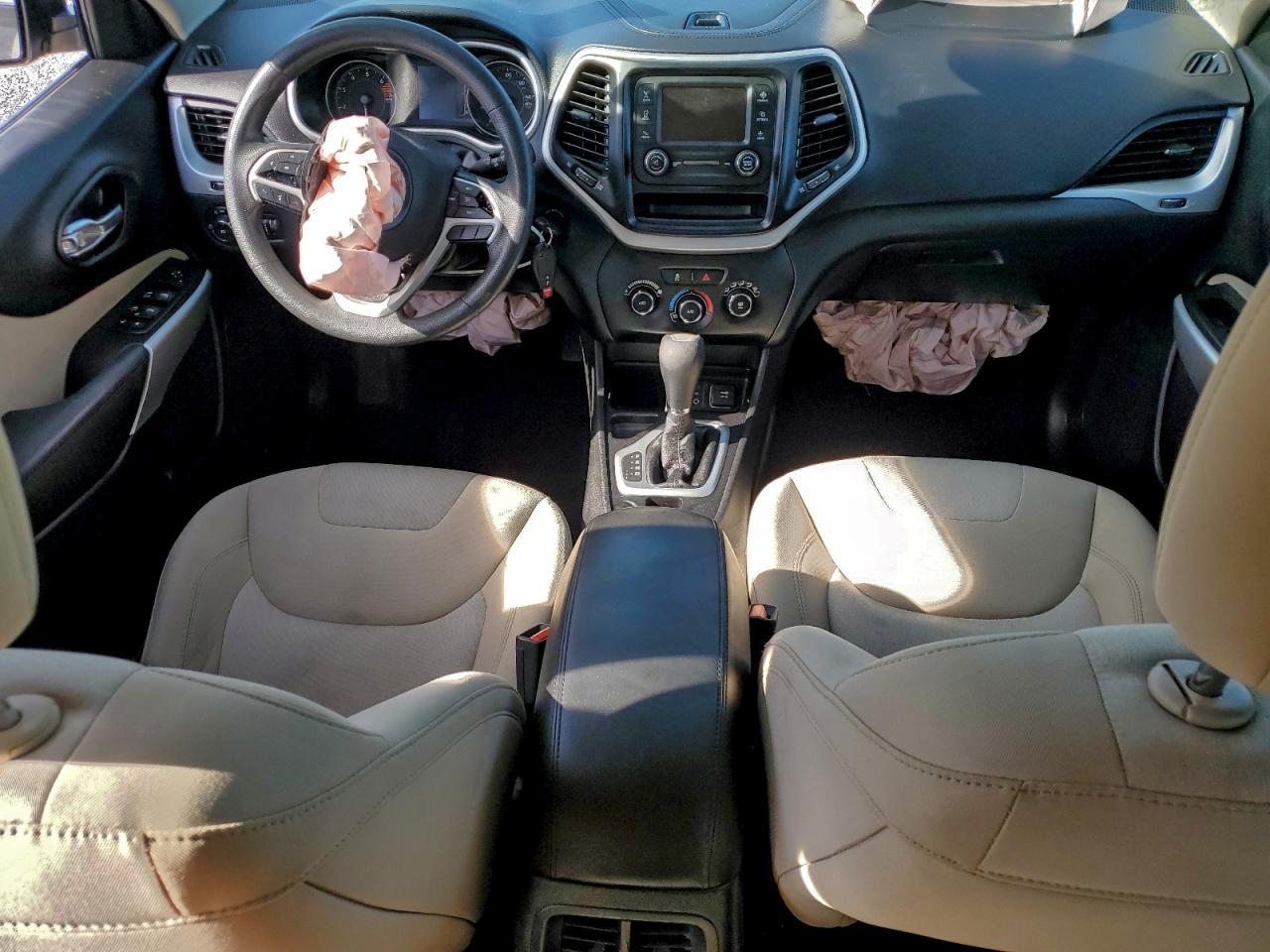 2018 JEEP CHEROKEE LATITUDE photo 22