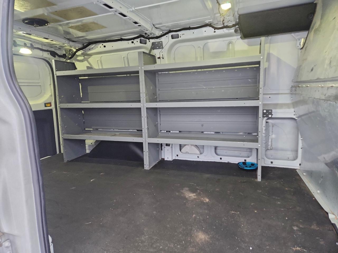 2017 FORD TRANSIT T-150 photo 10