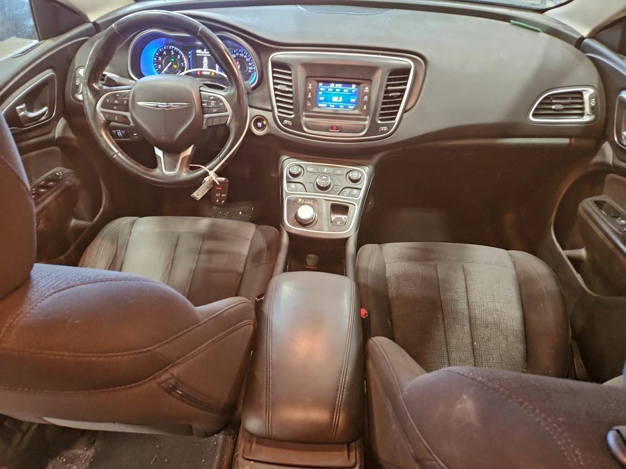 2015 CHRYSLER 200 LIMITED photo 8