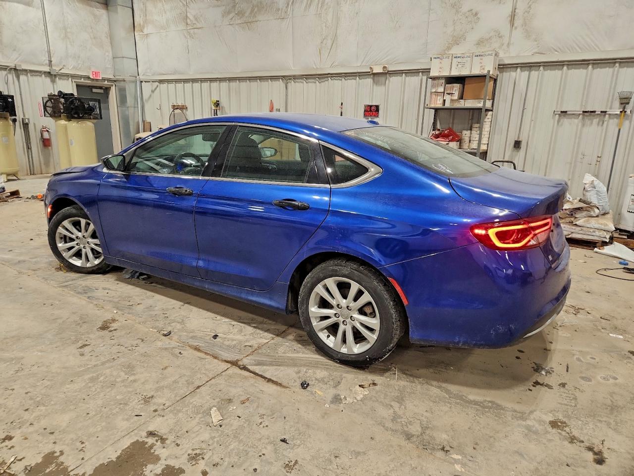 2015 CHRYSLER 200 LIMITED photo 2