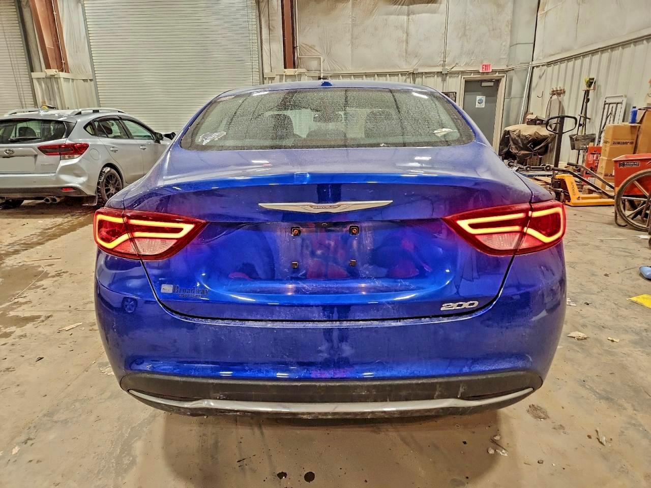 2015 CHRYSLER 200 LIMITED photo 6