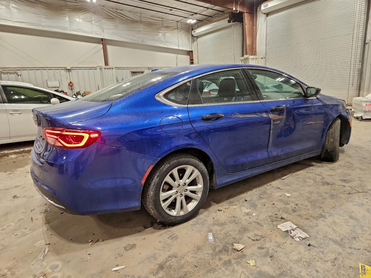 2015 CHRYSLER 200 LIMITED photo 3