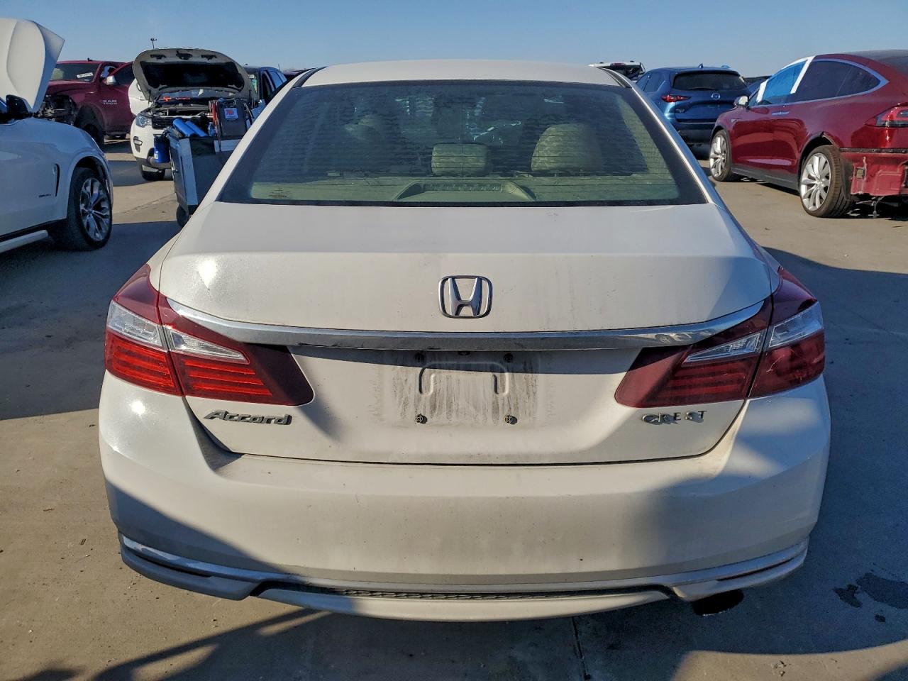 2016 HONDA ACCORD LX photo 6