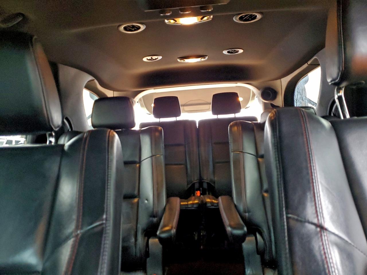 2023 DODGE DURANGO R/T photo 10