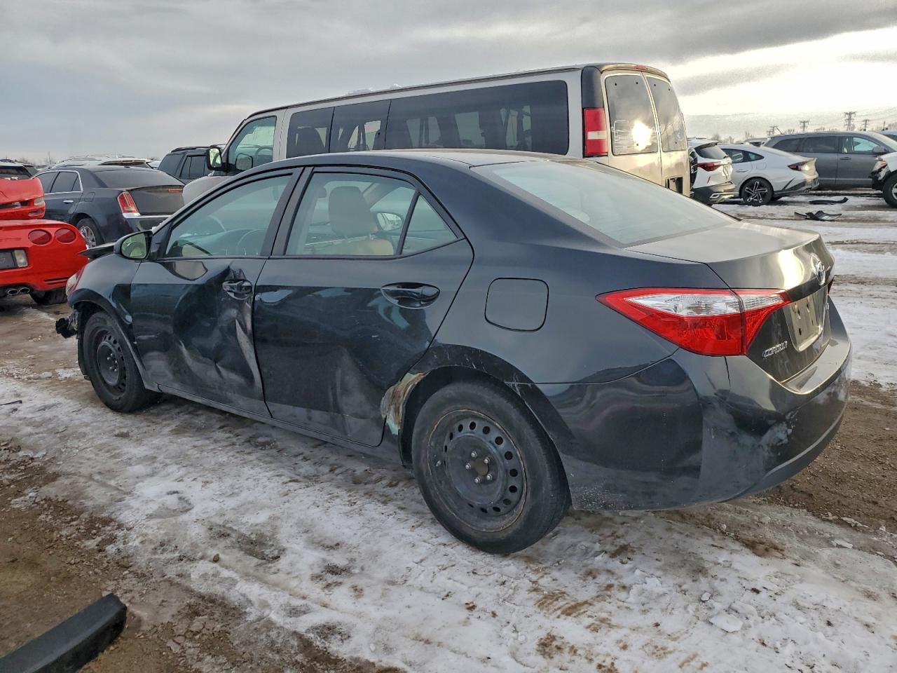 2016 TOYOTA COROLLA L photo 2