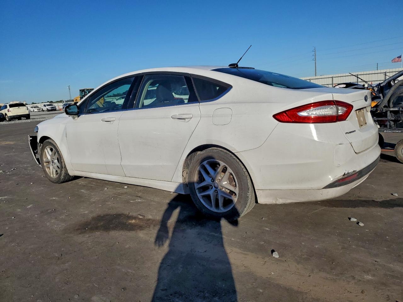 2016 FORD FUSION SE photo 2