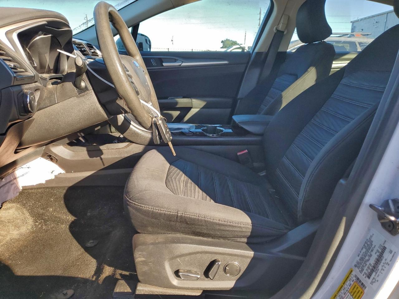 2016 FORD FUSION SE photo 7