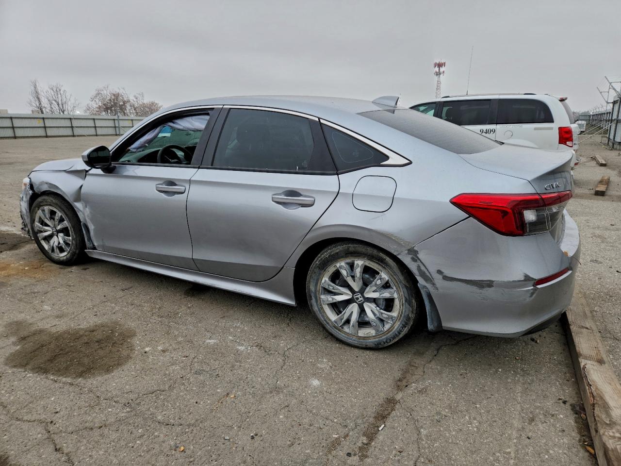 2023 HONDA CIVIC LX photo 2