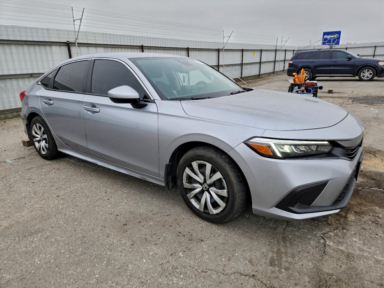 2023 HONDA CIVIC LX photo 4